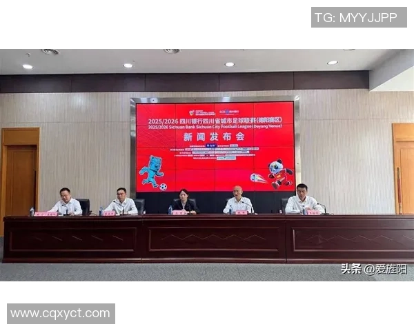 从学校到“川超”赛场，德阳重装队的他们，每一步都藏着酷爱的答案……